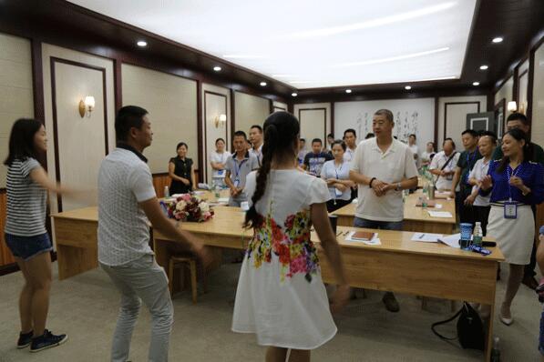 熱烈祝賀天然居第十九期營銷培訓圓滿結業 熱烈祝賀天然居第十九期營銷培訓圓滿結業