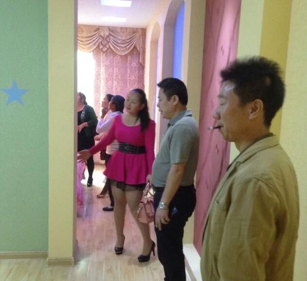 天然居硅藻泥·懷化體驗(yàn)店正式開業(yè) 當(dāng)日接單高達(dá)十萬(wàn)盛況空前